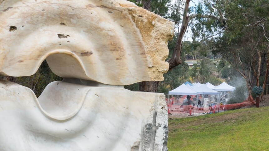 Work underway on sculptures in the Adelaide Hills.