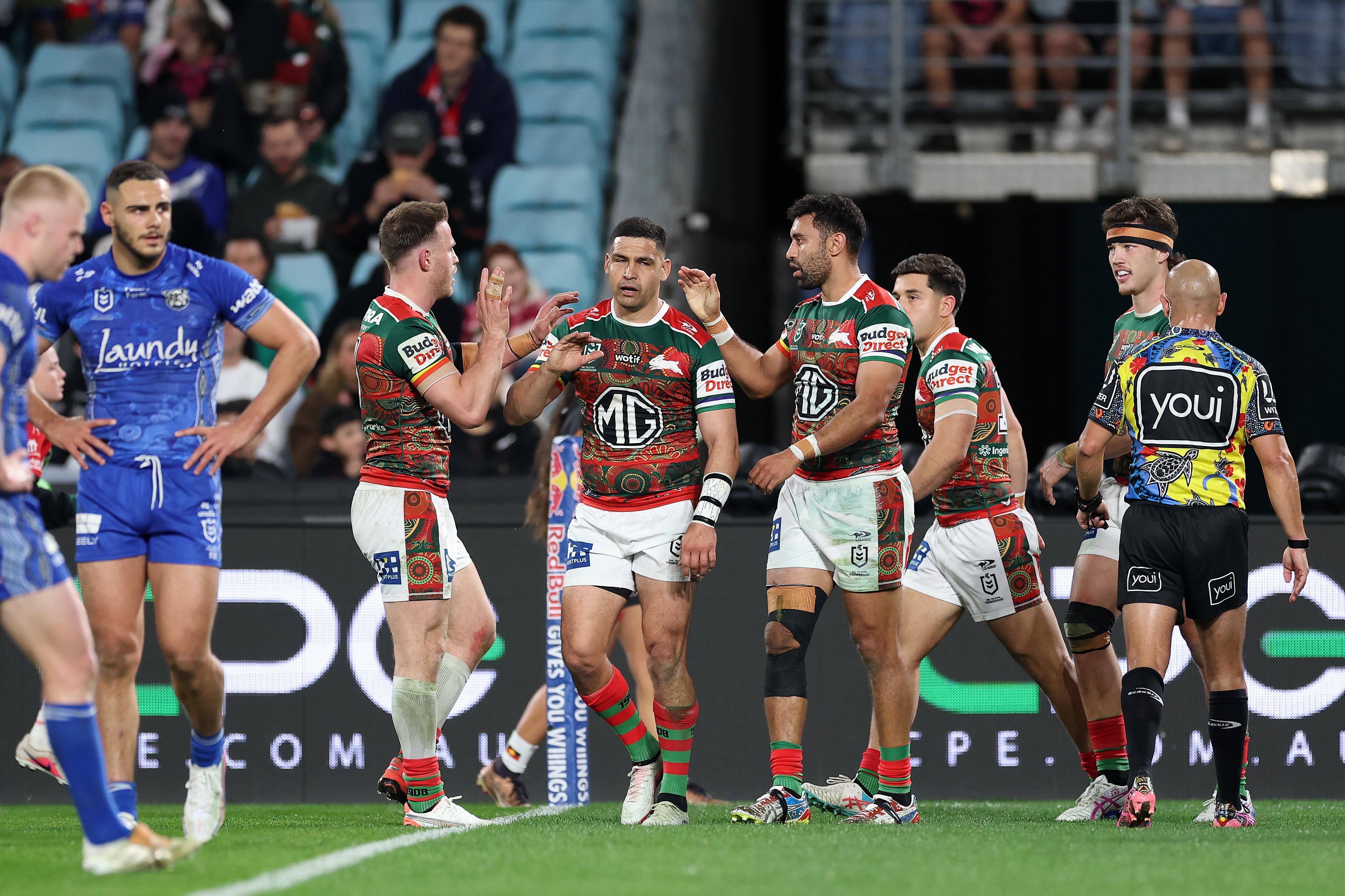 Live: Souths on top in tense clash with Dogs