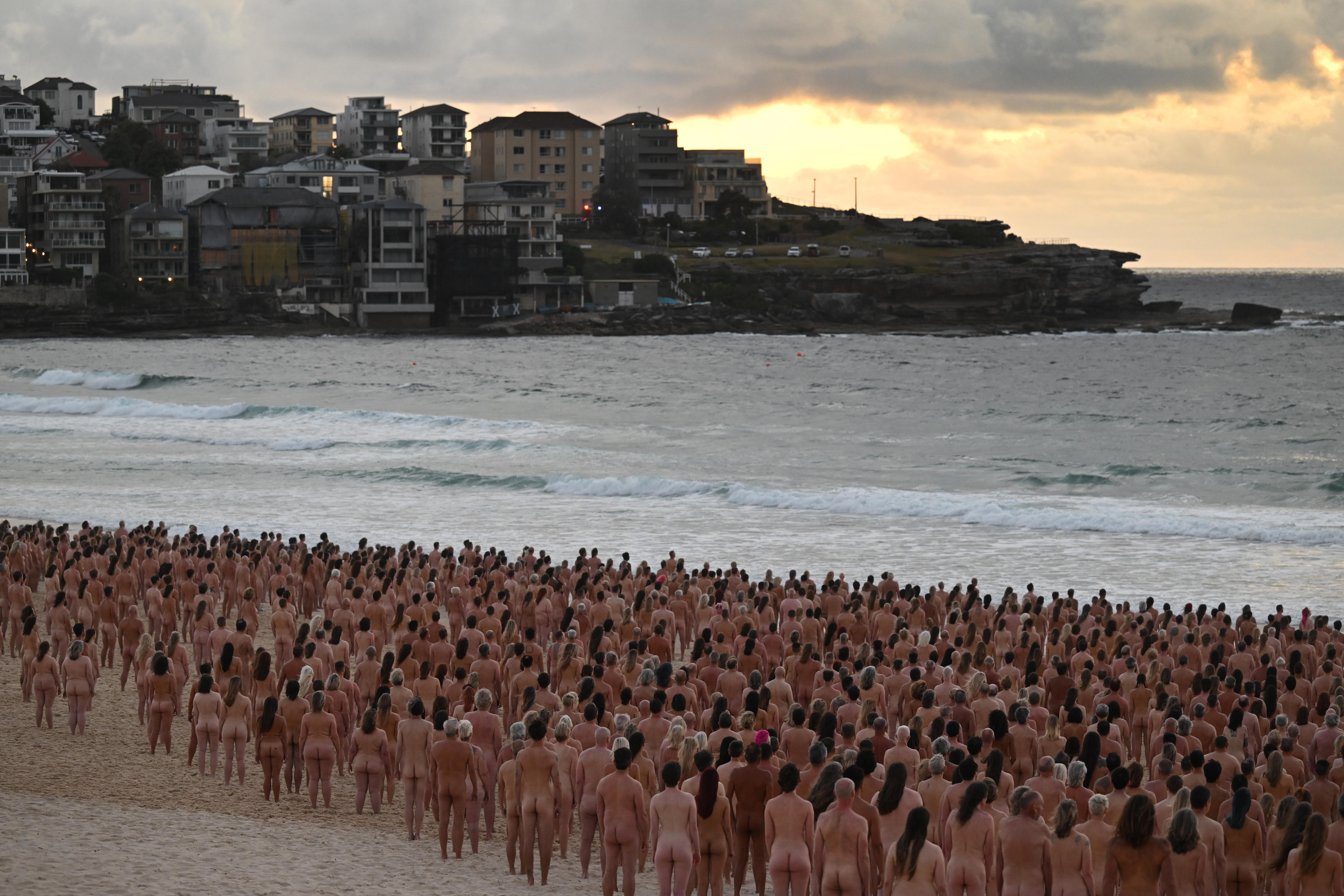 Bondi Beach goes nude as thousands strip off for Spencer Tunick art project  picture photo