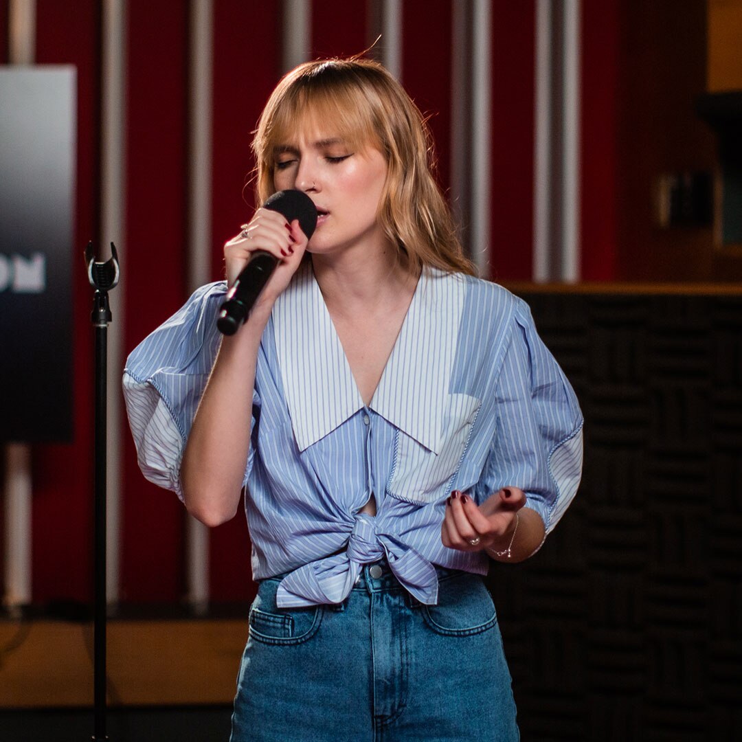 Gretta Ray covers Gang of Youths 'The Deepest Sighs, the Frankest Shadows' for Like A Version