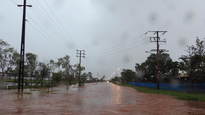 Flooding in Tennant Creek saw 70mm of rain fall in just 70 minutes