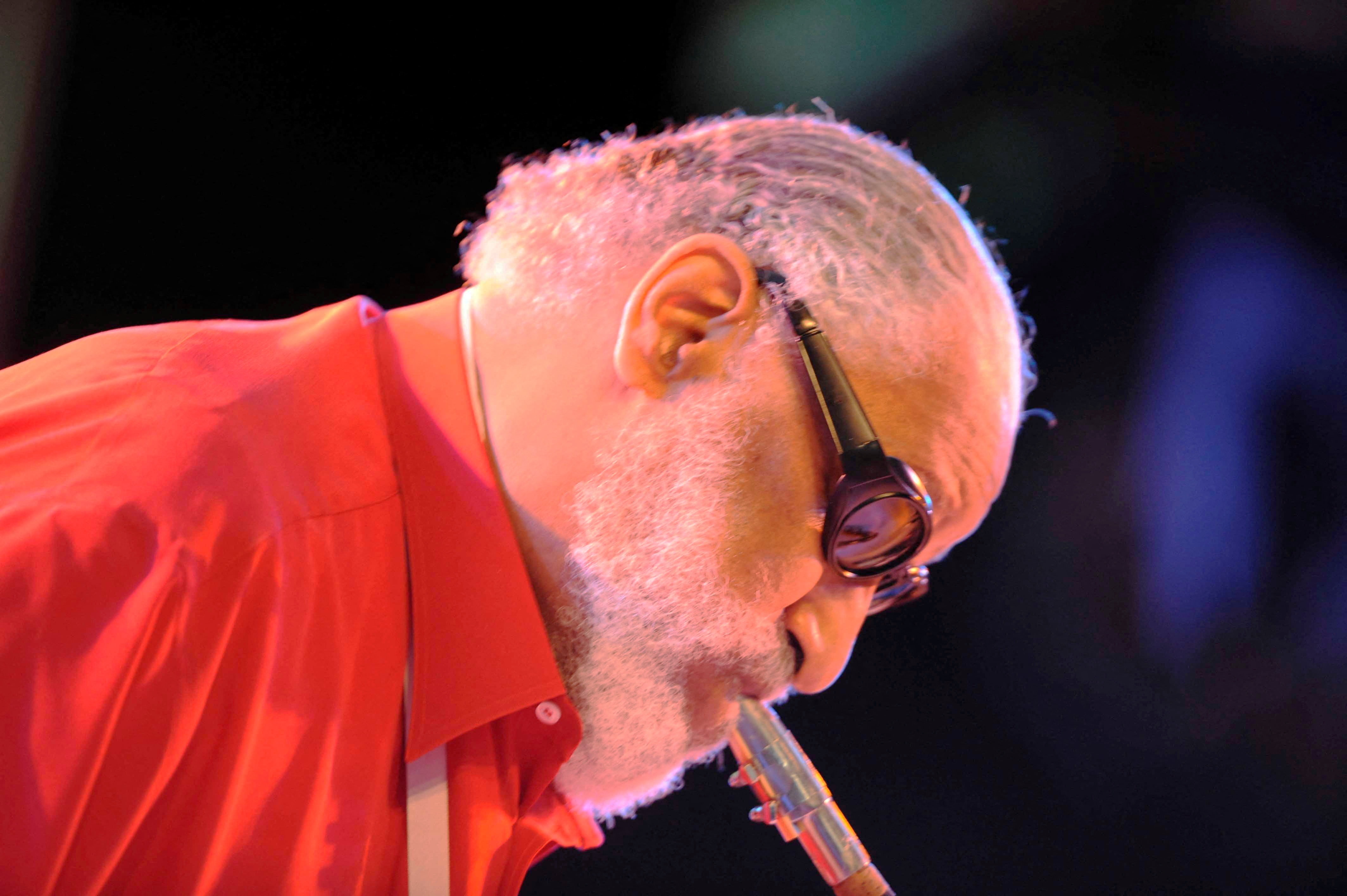 A tribute to Sonny Rollins, Mahalia Barnes sings The Rose, and Cass McCombs live in the studio