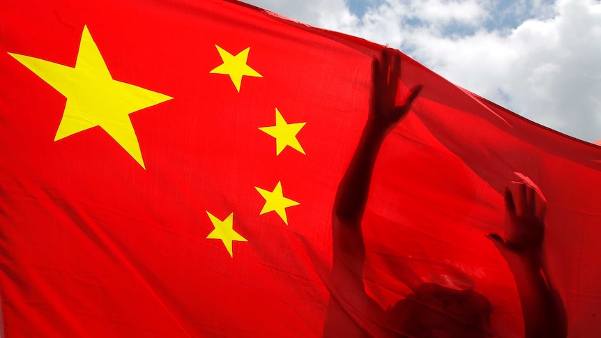 联邦政府发布公告，警告澳大利亚人不要前往中国大陆，否则可能会被中国政府“肆意拘留”。