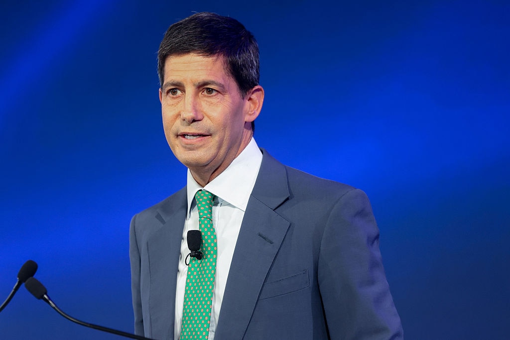 Trump nominates Kevin Warsh as new Fed chair