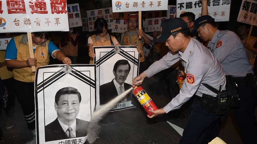 Taipei citizens unhappy with Ma-Xi meeting