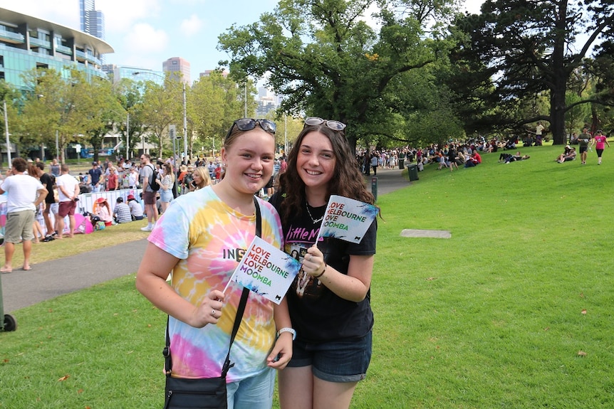 Mackenzie Stewart and Hannah Driscoll