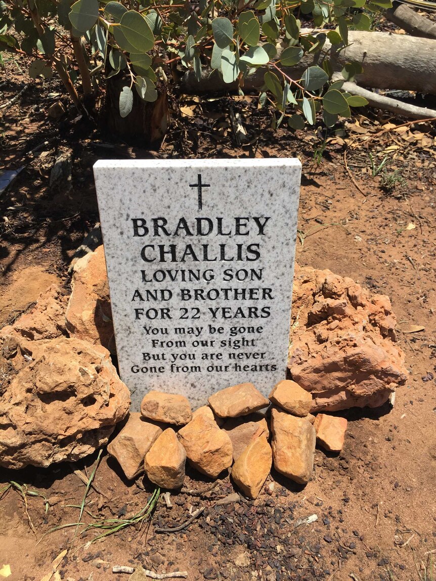 Image of a memorial to Bradley Challis on the Tanami Road near where he was killed in a car rollover.