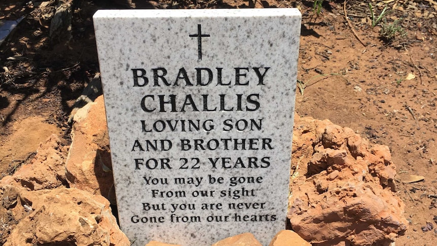 Image of a memorial to Bradley Challis on the Tanami Road near where he was killed in a car rollover.