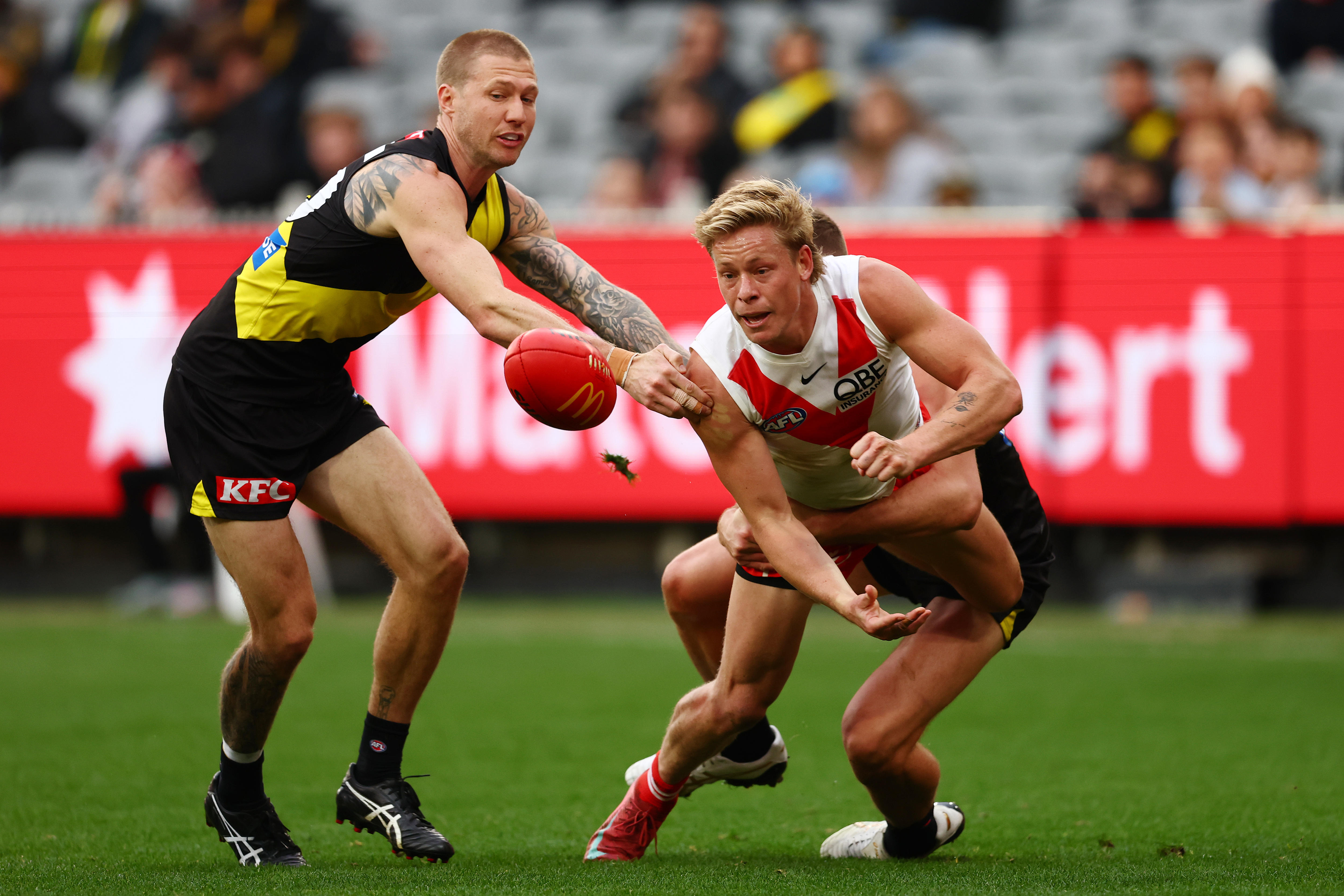 Live: Swans host Tigers before Lions seek redemption against Dockers