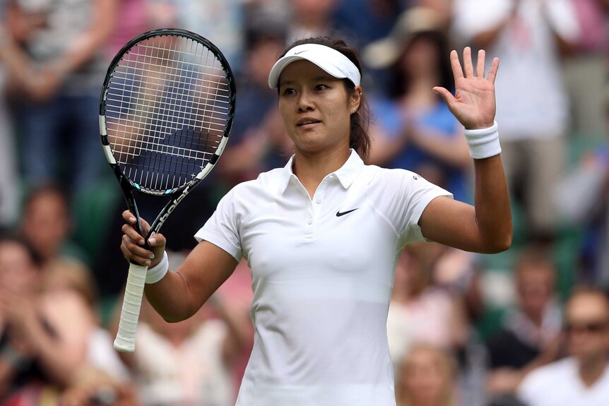 Li Na celebrates first round win over Paula Kania at Wimbledon