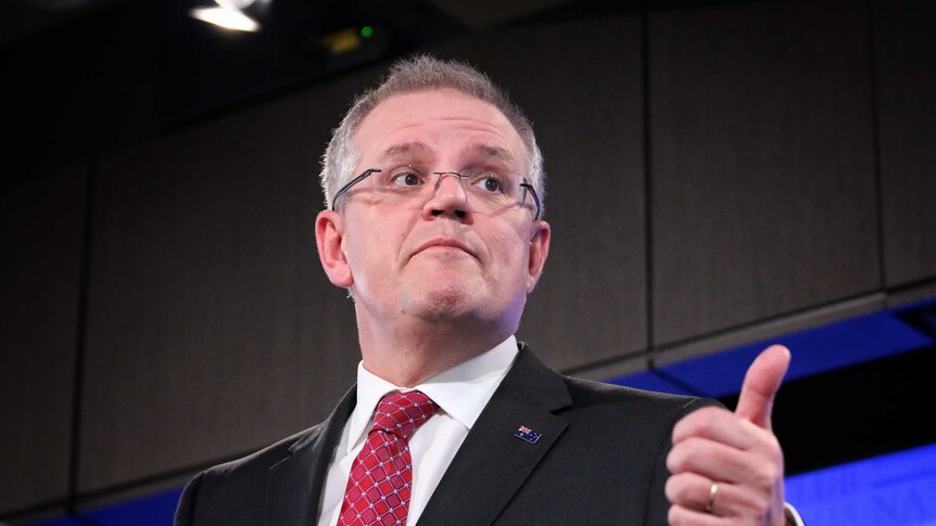 Scott Morrison gives a thumbs up