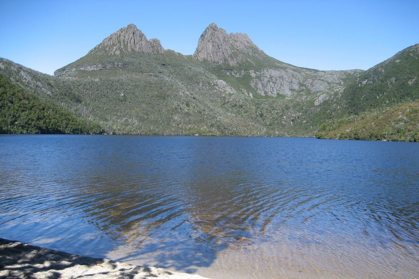 The shores of Dove lake at Cradle Moutain