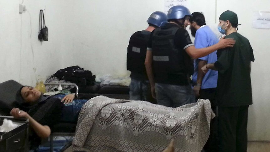 UN weapons inspectors visit a Syrian hospital