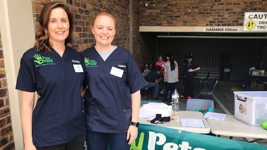 Vet Jackie Campbell (L) and Pets in the Park administrator Katie Winston