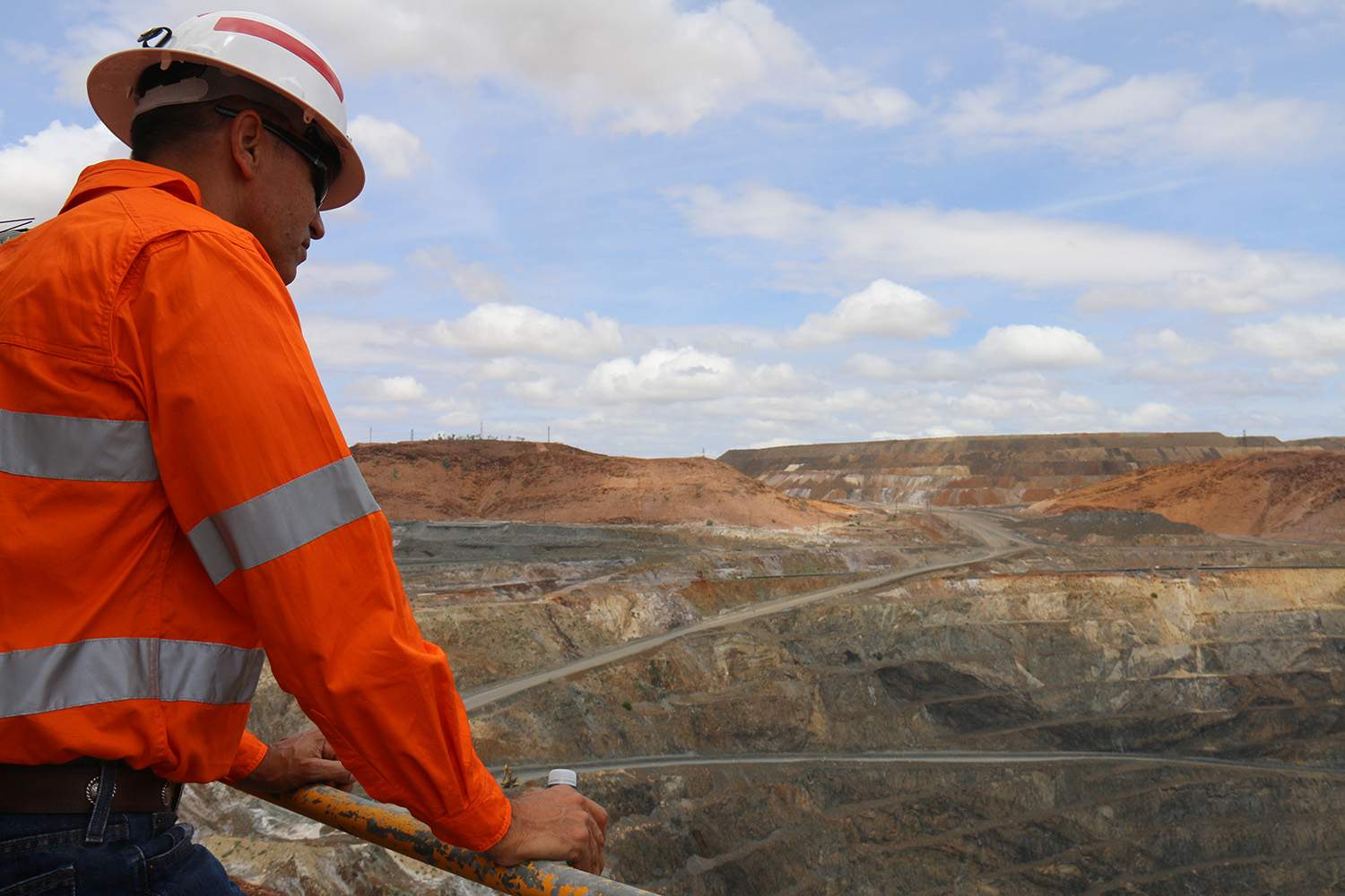 Mount Isa mine a source of 'potentially significant' lead pollution,