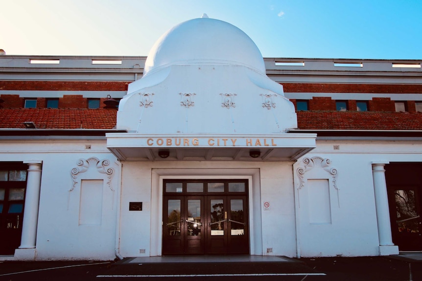 The exterior of the Coburg City Hall.