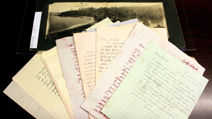 Letters and a photograph from the Torres Strait Island collection at the National Library.