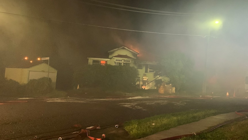 Albion Queenslander home gutted, two others destroyed after suspicious fire  in Brisbane - ABC News