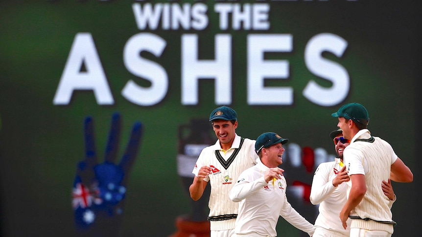 Steve Smith and teammates celebrate Ashes win at the WACA