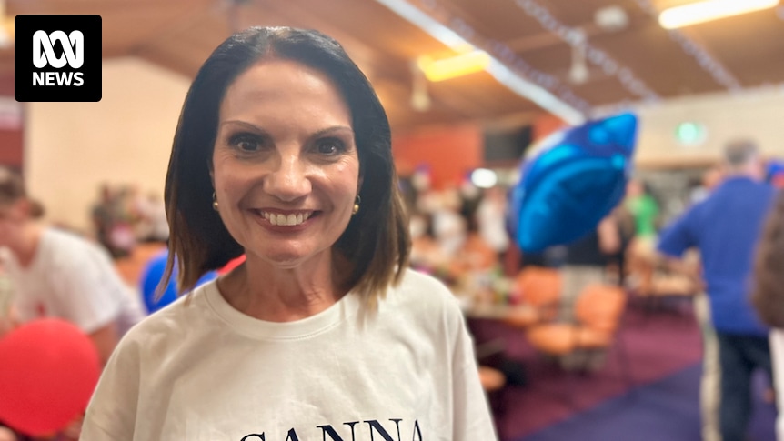 Television presenter Rosanna Natoli declared as next mayor of Sunshine Coast Council