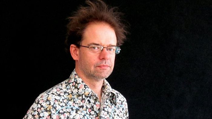 Writer Andrew Mueller on chasing 90s rock 'n' roll stories episode artwork