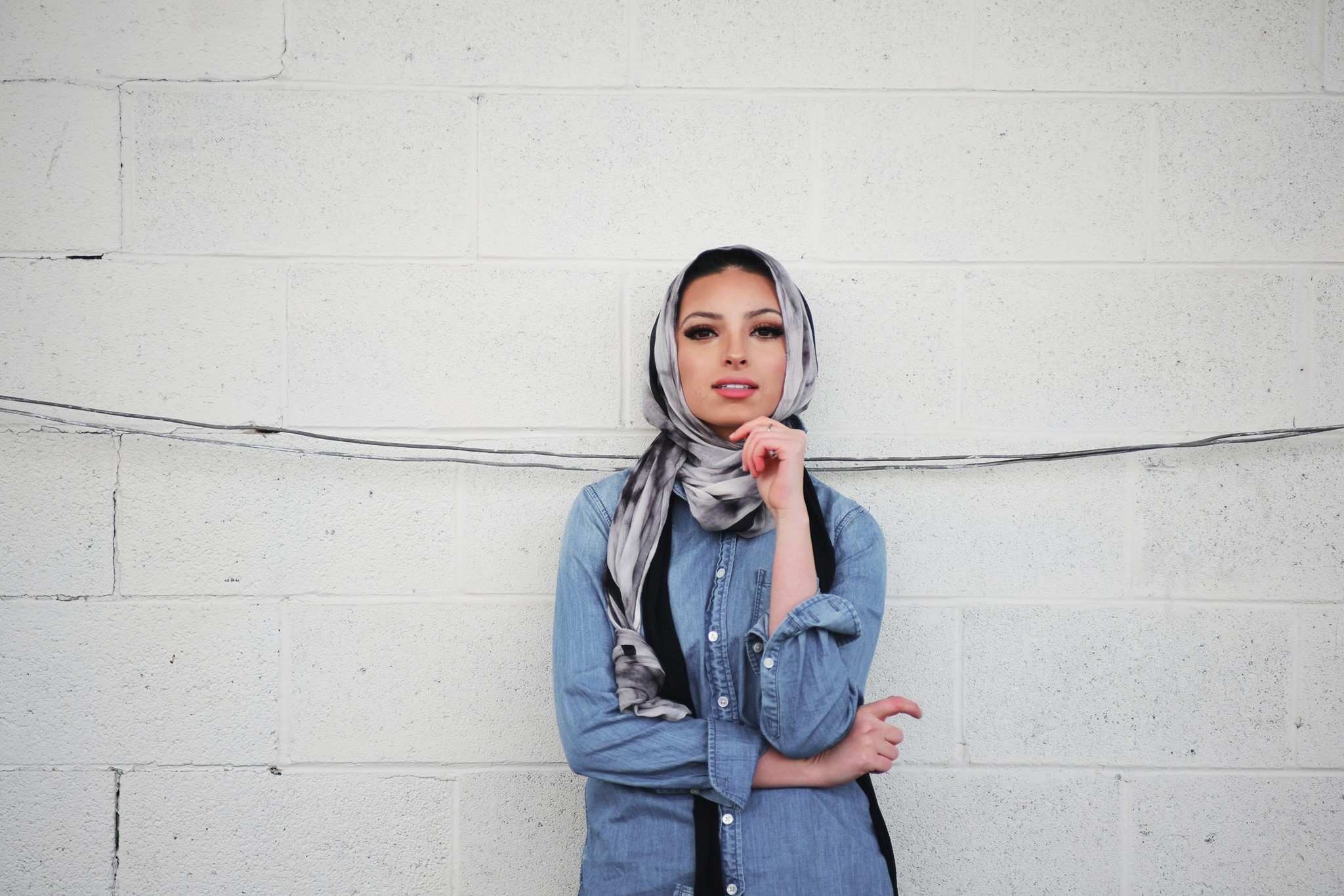 Journalist Noor Tagouri Becomes First Woman To Wear Hijab In Playboy Abc News