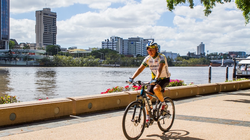 A shared bikeway at South Bank in Brisbane where cyclists and pedestrians both use the area.