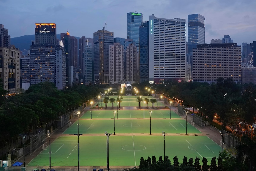 Hongkong Victoria Park jest pusty 4 czerwca 2021 r