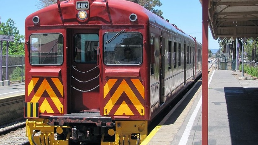 Red hen train at Alberton Station in Adelaide