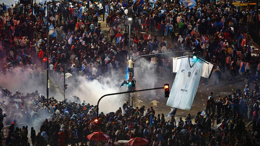 Riots in Buenos Aires after Germany wins World Cup