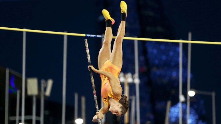 Nina Kennedy competing in the pole vault at the Doha Diamond League meet.