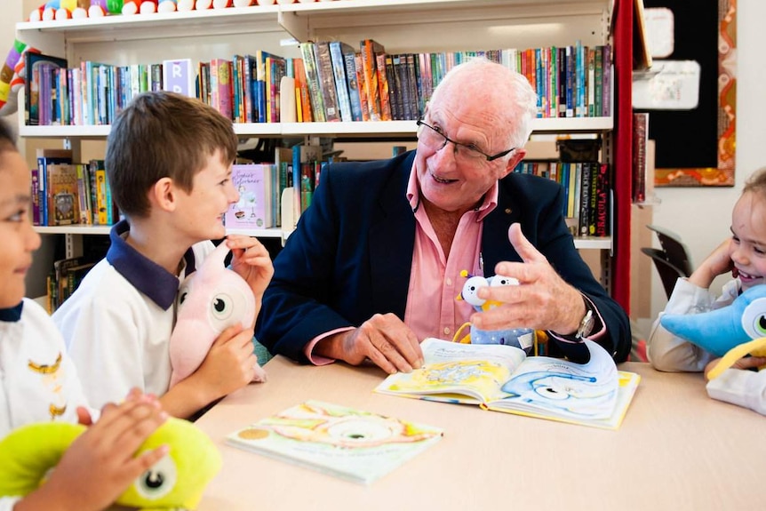 Child psychologist Dr John Irvine in a classroom.