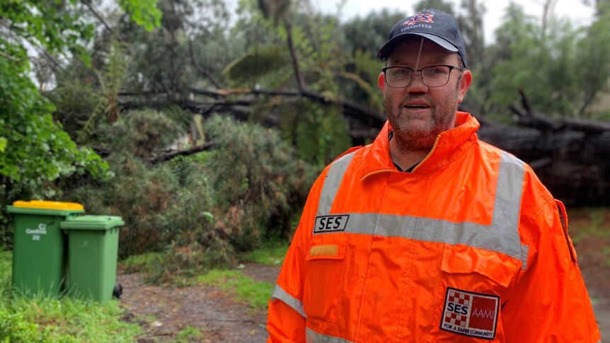 Minutes after this SES volunteer set out to help others, a tree crushed his home, trapping his family