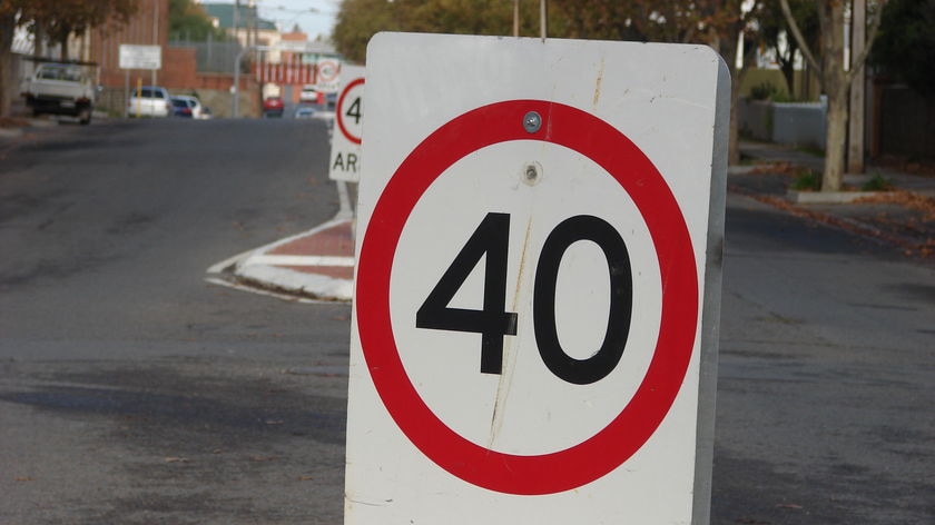 40 km/h speed limit sign in Adelaide street. 2007.
