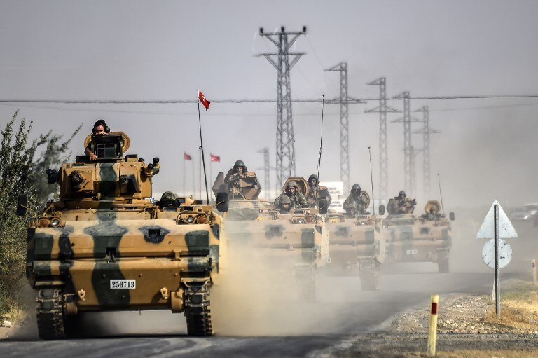 Turkish forces cross into Syria