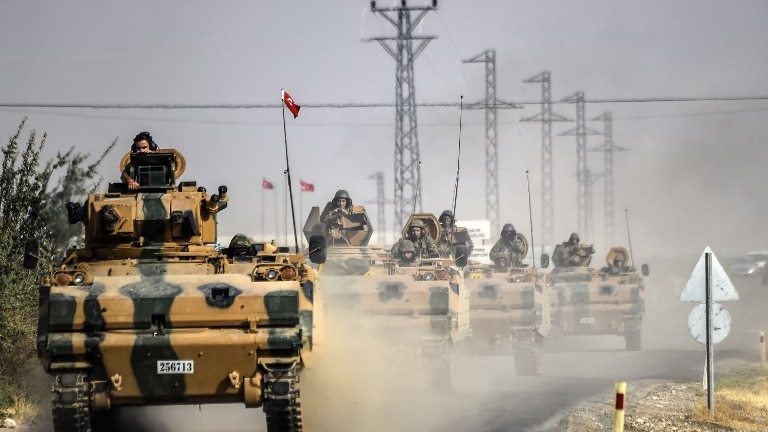 Turkish forces cross into Syria