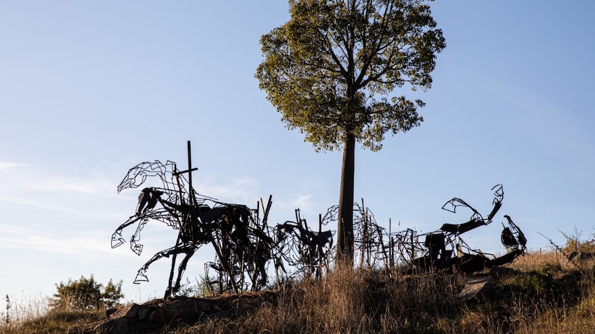 The Last Charge by NSW sculptor Harrie Fasher.