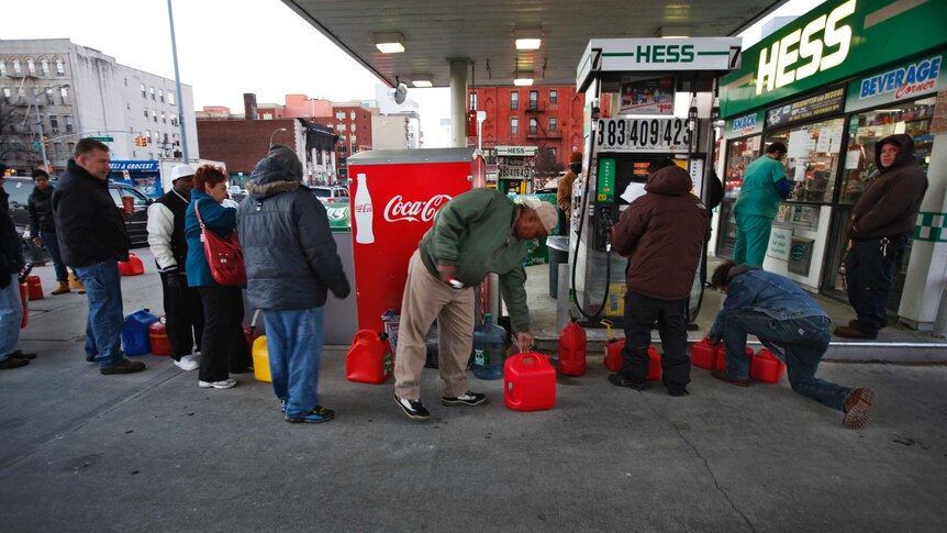 New Yorkers queue for limited fuel after Superstorm Sandy
