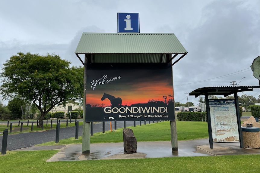 Welcome to Goondiwindi sign.