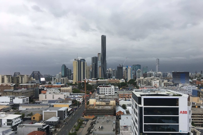 A thunderstorm approaches Brisbane