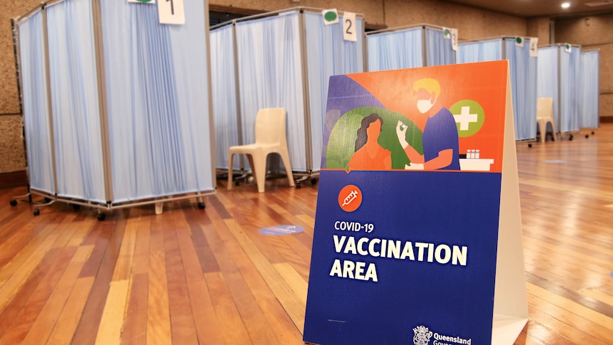 A sign at a covid vaccine centre.