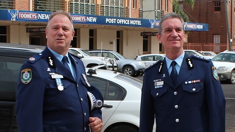 Western Region Commander, Assistant Commissioner Geoff McKechnie, and Police Commissioner, Andrew Scipione.