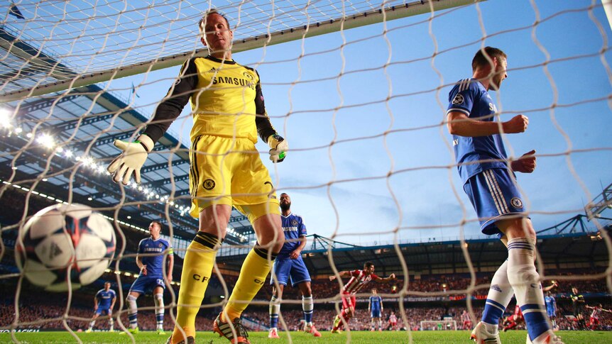 Chelsea goalkeeper Mark Schwarzer