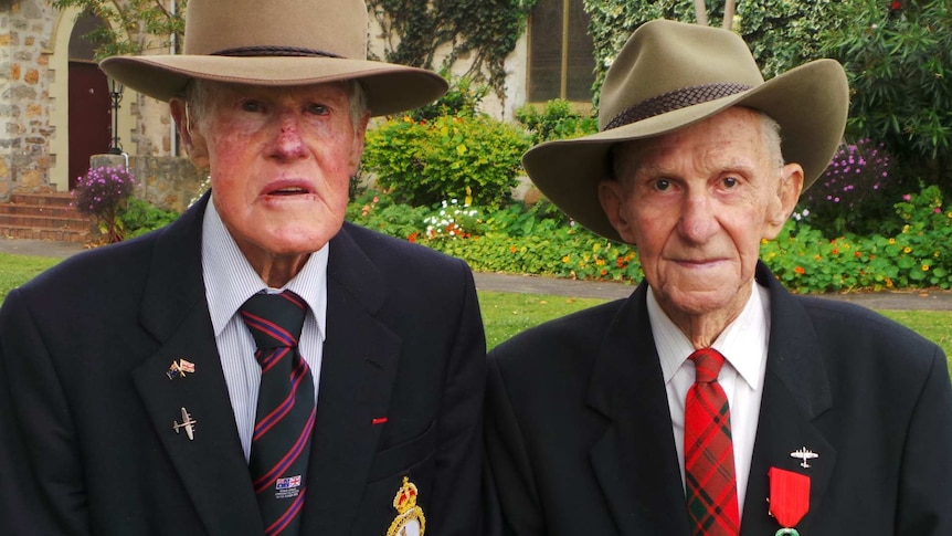 Brothers Eric (left) and Murray Maxton flew in the same bomber in WWII.