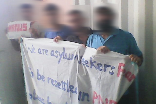 Asylum seekers protest on Manus Island