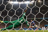 Kelor Navas makes a stunning penalty save
