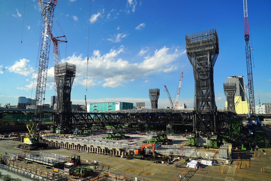 An aquatic centre is constructed in Japan ahead of the 2020 Olympic Games.