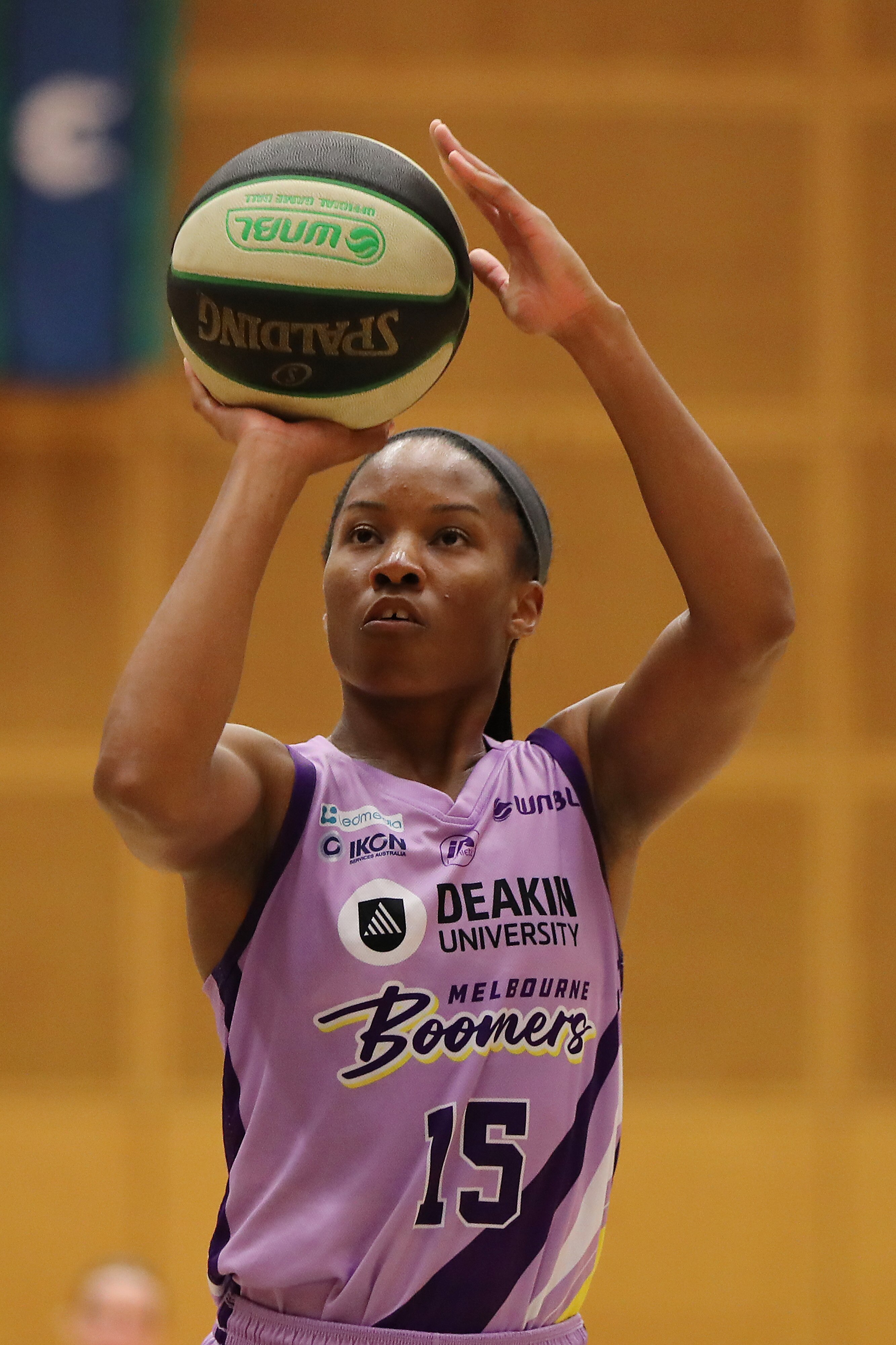 Lindsay Allen takes a free throw during game two of the WNBL final series