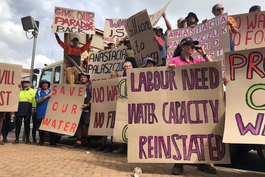 Paradise Dam protesters