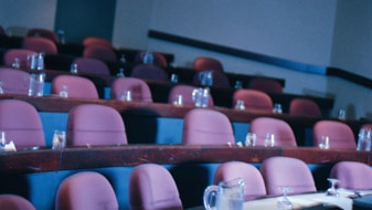 Empty lecture theatre (Thinkstock: Getty Images)